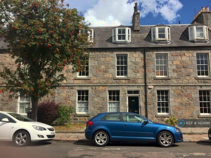 1 Bedroom Flat To Rent In Victoria Street, Aberdeen, AB10