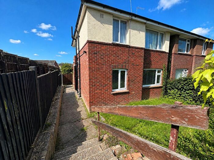 2 Bedroom Flat To Rent In Downs Road, Hastings, TN34