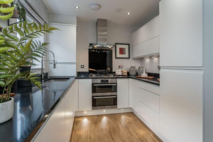 2 Bedroom Flat For Sale In "Flat Type B" At Bilsland Drive, Ruchill, G20