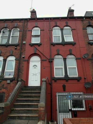 1 Bedroom Flat To Rent In Beeston, Leeds, LS11
