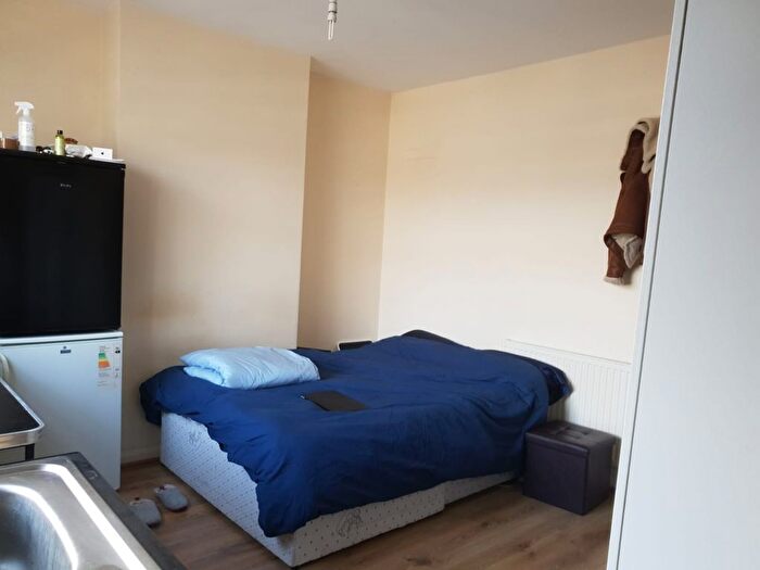 Studio To Rent In Ladysmith Road, Tottenham, N17