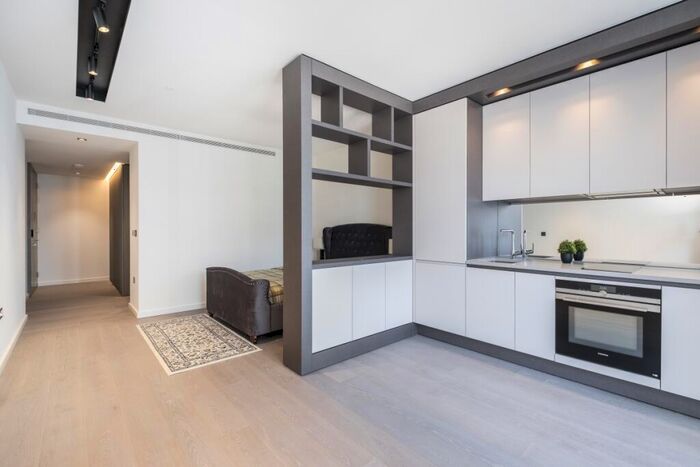 Apartment To Rent In One Park Drive, E14