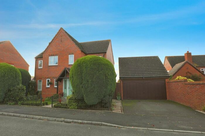 4 Bedroom Detached House For Sale In Chestnut Grove, Moreton Morrell, Warwick, CV35