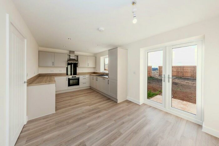 3 Bedroom Detached House For Sale In Sunnydale Close, Surfleet, PE11