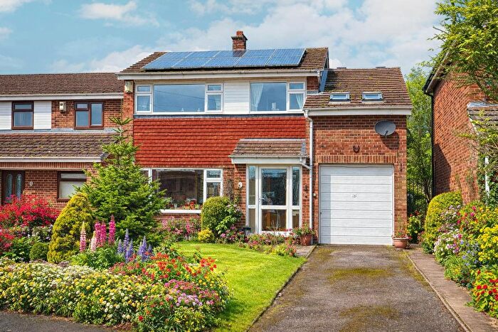 4 Bedroom Detached House For Sale In Oak Drive, Doveridge, Ashbourne, DE6