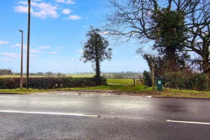 3 Bedroom Semi-Detached House For Sale In Fillongley Road, Meriden, CV7