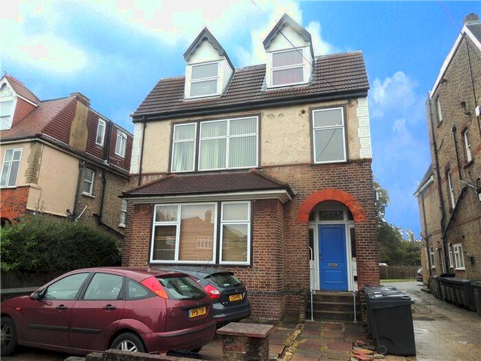 1 Bedroom Flat To Rent In Ashburton Road, Addiscombe, Croydon, CR0