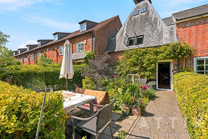 3 Bedroom Barn Conversion For Sale In River Lane, Halesworth, IP19