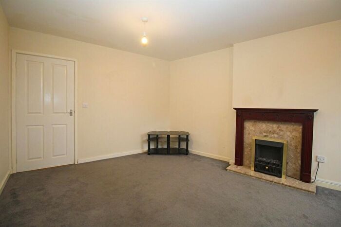 2 Bedroom Flat To Rent In East Avenue, Syston, Leicester, LE7