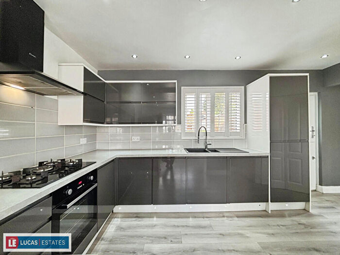 3 Bedroom Semi-Detached House For Sale In Coed-y-moeth Road, Aberbargoed, CF81