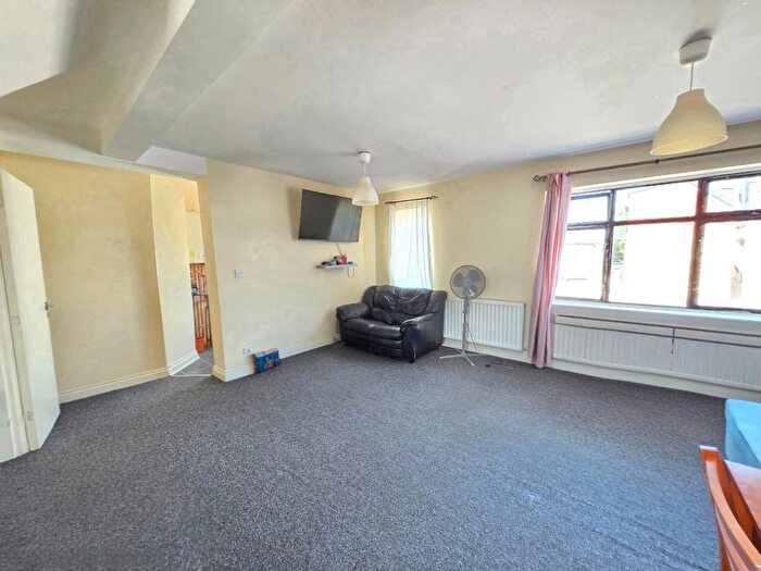 2 Bedroom Flat To Rent In Westminster Gardens, Barking, IG11