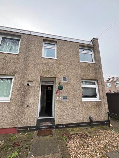 3 Bedroom Terraced House To Rent In Chatteris Avenue, Romford, RM3