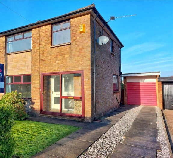 3 Bedroom Semi-Detached House To Rent In Grasmere Road, Haslingden, Rossendale, Lancashire, BB4
