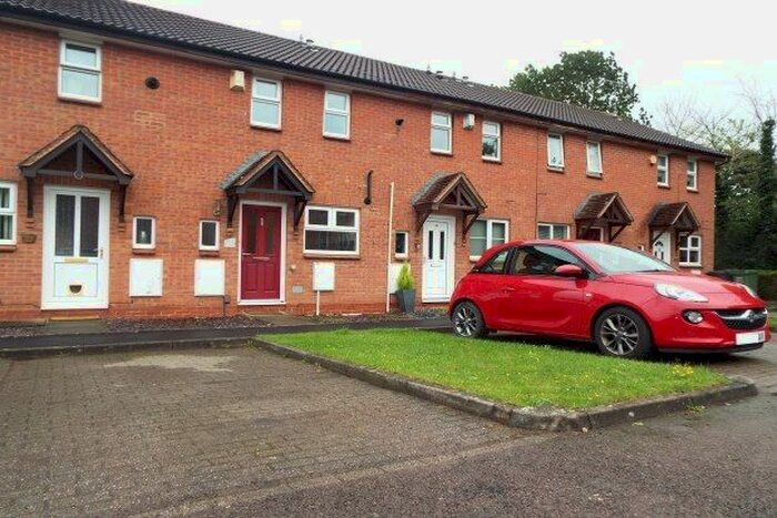 2 Bedroom Property To Rent In Tidbury Close, Redditch, B97