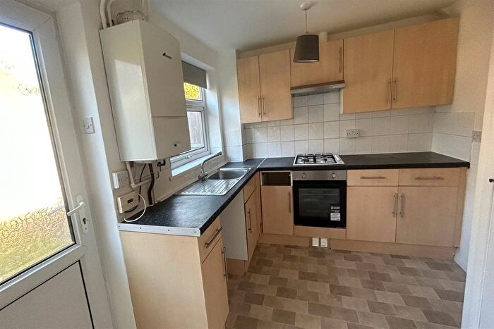 2 Bedroom Mews To Rent In Felstead Court, Bramcote, Nottingham, NG9