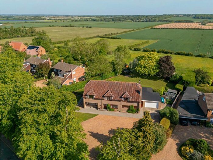 4 Bedroom Detached House For Sale In High Street, Abbotsley, St. Neots, Cambridgeshire, PE19