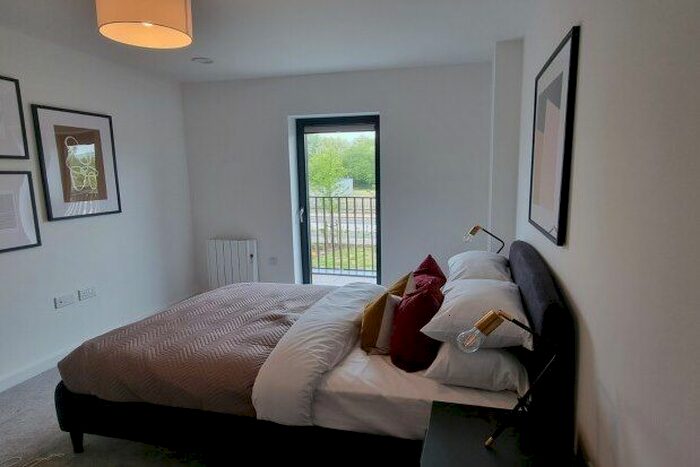 2 Bedroom Flat To Rent In Leacon Road, Ashford, TN23