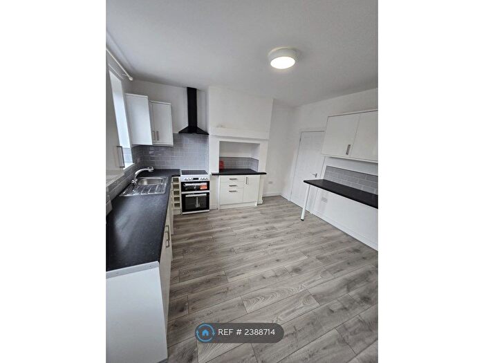 3 Bedroom Terraced House To Rent In King Edward Street, Barnsley, S71