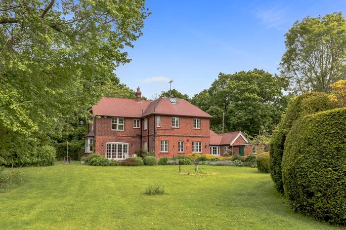 4 Bedroom Detached House For Sale In Cat Street, Upper Hartfield, TN7