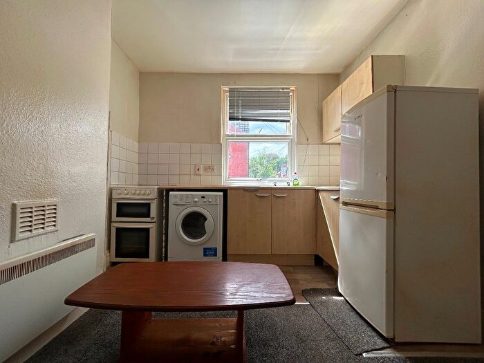 1 Bedroom Flat To Rent In Flat, (First Floor)Wickham Street, Leeds, LS11