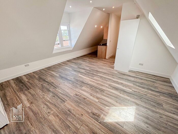 1 Bedroom Flat To Rent In Alma Road, Enfield, EN3