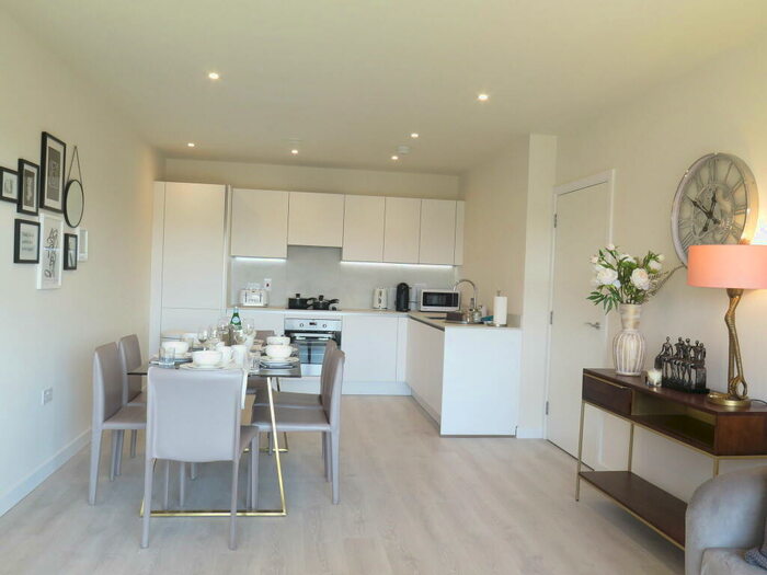 2 Bedroom Apartment To Rent In Yarrow Apartments, NW7