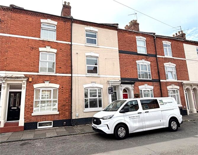 3 Bedroom Terraced House To Rent In Hood Street, Northampton, Northamptonshire, NN1