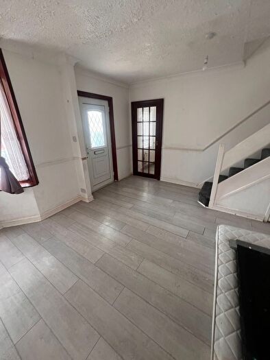 5 Bedroom Detached House To Rent In Birling Road, Erith, DA8