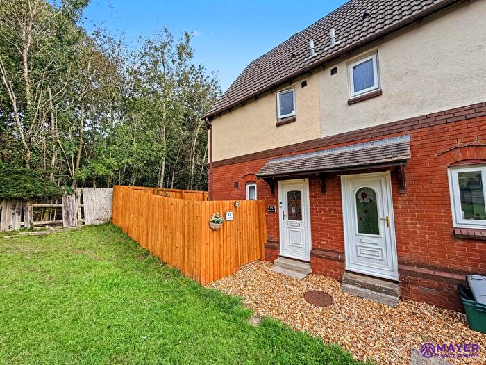 2 Bedroom Semi Detached House For Sale In Rosehip Close, Woolwell, PL6