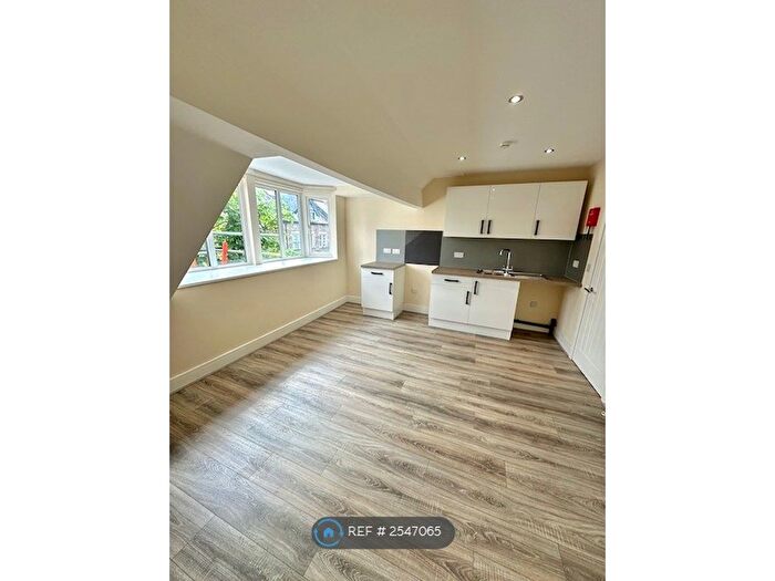 1 Bedroom Flat To Rent In Belmont Road, Harrogate, HG2