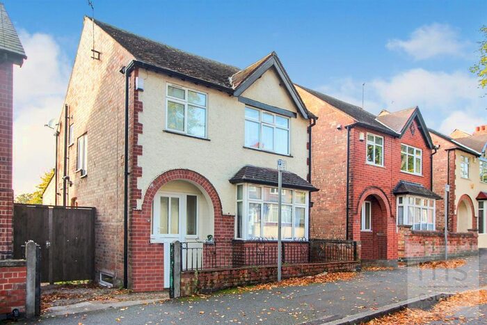 6 Bedroom Detached House To Rent In Harrington Drive, Nottingham, NG7