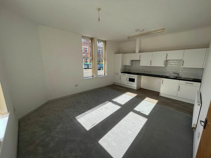 1 Bedroom Flat To Rent In Palmerston Road, Bournemouth, BH1