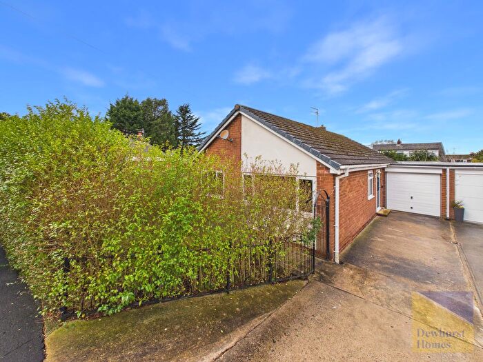 3 Bedroom Bungalow For Sale In Alder Drive, Hoghton, PR5