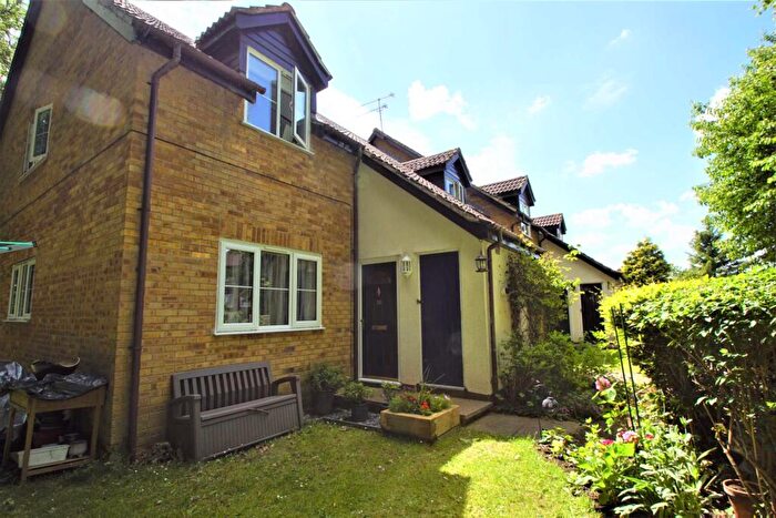 1 Bedroom Maisonette To Rent In Halleys Ridge, Hertford, Hertfordshire, SG14