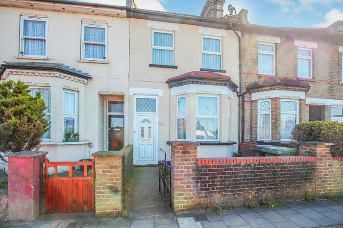 3 Bedroom House To Rent In Southend Lane, Sydenham, SE26