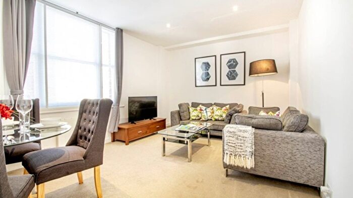 1 Bedroom Flat To Rent In Mayfair, London, W1J