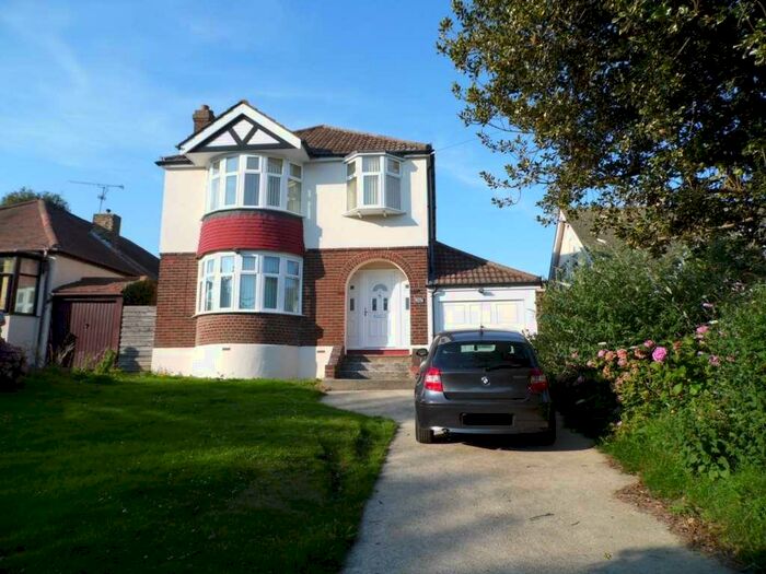 4 Bedroom Detached House To Rent In Watling Street, Strood, ME2