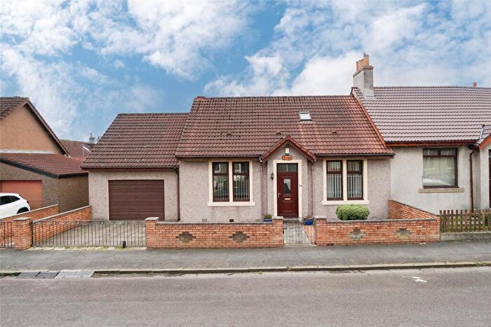 4 Bedroom Semi Detached House For Sale In Den Street, Buckhaven, Leven, Fife, KY8