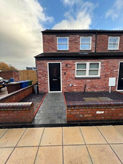 2 Bedroom End Of Terrace House To Rent In North Walls, Stafford, ST16