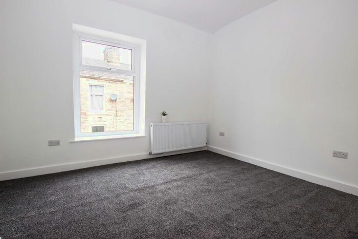 2 Bedroom Property To Rent In Exchange Street, Darwen, BB3