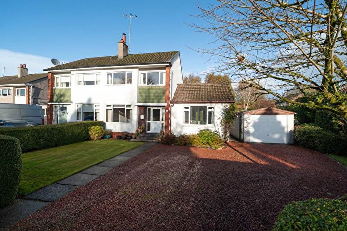 3 Bedroom Semi-detached House For Sale In Whitelea Road, Kilmacolm, PA13