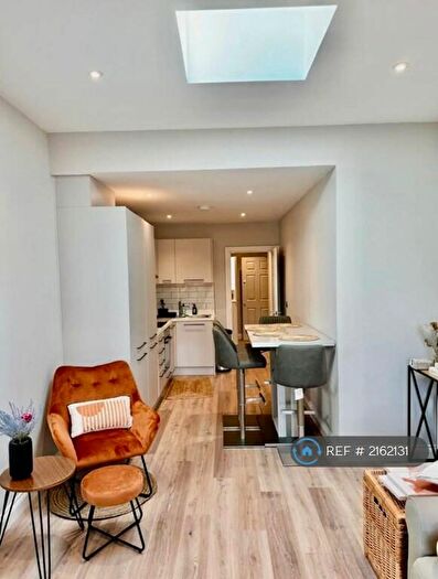 1 Bedroom Flat To Rent In Westby Road, Bournemouth, BH5