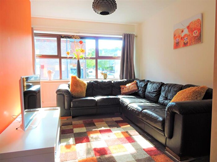 2 Bedroom Apartment To Rent In Flat B Porterbrook Apts, Broomhall Street, S3