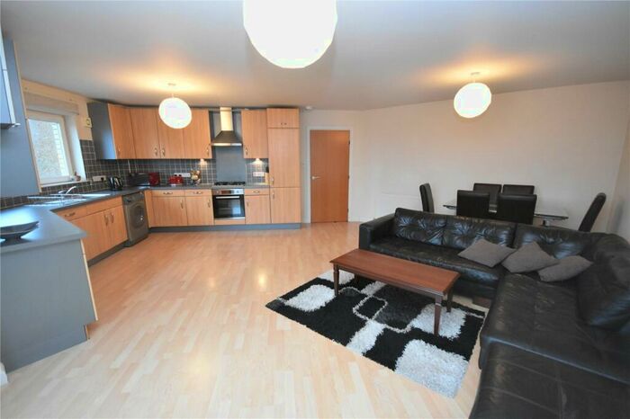 2 Bedroom Flat To Rent In Links Road, City Centre, Aberdeen, AB24