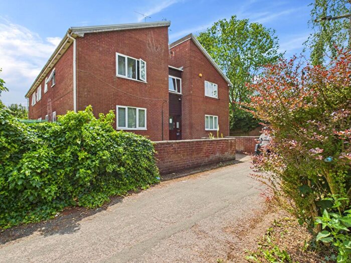 1 Bedroom Apartment For Sale In Westbury Way, Chester, CH4