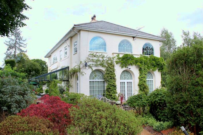 5 Bedroom Country House For Sale In Mangrove Lane, Hertford, SG13