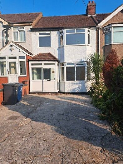 3 Bedroom Terraced House To Rent In Somerset Road, Southall, UB1