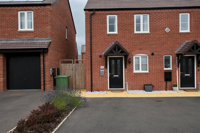 2 Bedroom Property To Rent In Sabrina Crescent, Kempsey, Worcester, WR5