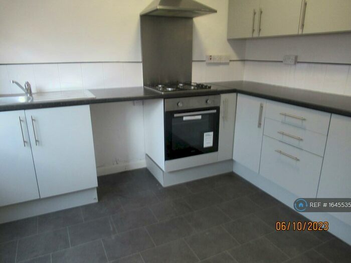 3 Bedroom End Of Terrace House To Rent In Denbigh Court, Ellesmere Port, CH65