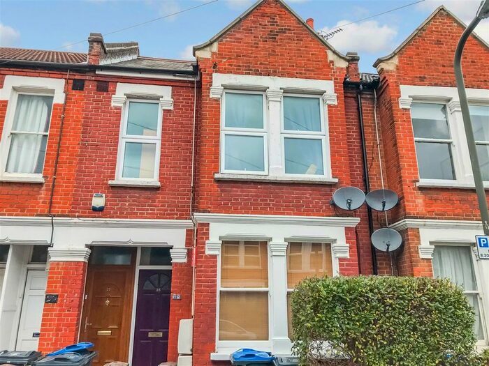 2 Bedroom Maisonette To Rent In Boundary Road, Colliers Wood, London, SW19